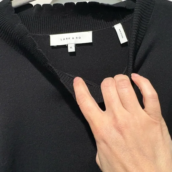 NWT Lark & Ro Black Crewneck Sweater - Picture 2 of 2